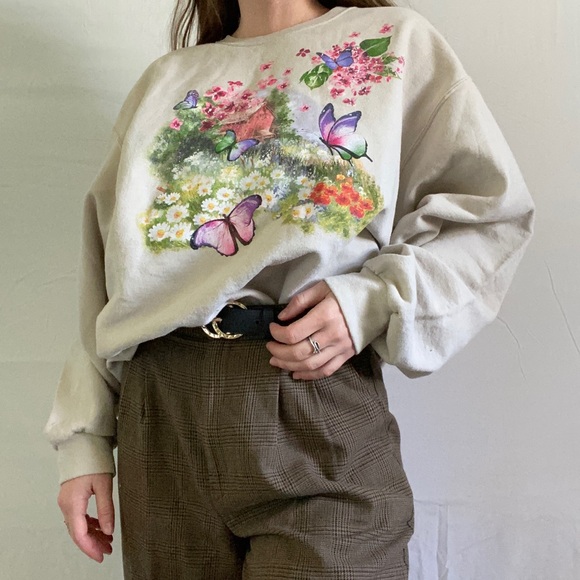 Tops - vintage style crewneck